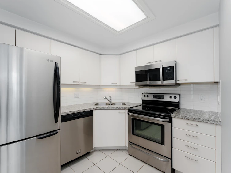 1306-388 Drake Street, Vancouver, BC, V6B 6A8 - 7