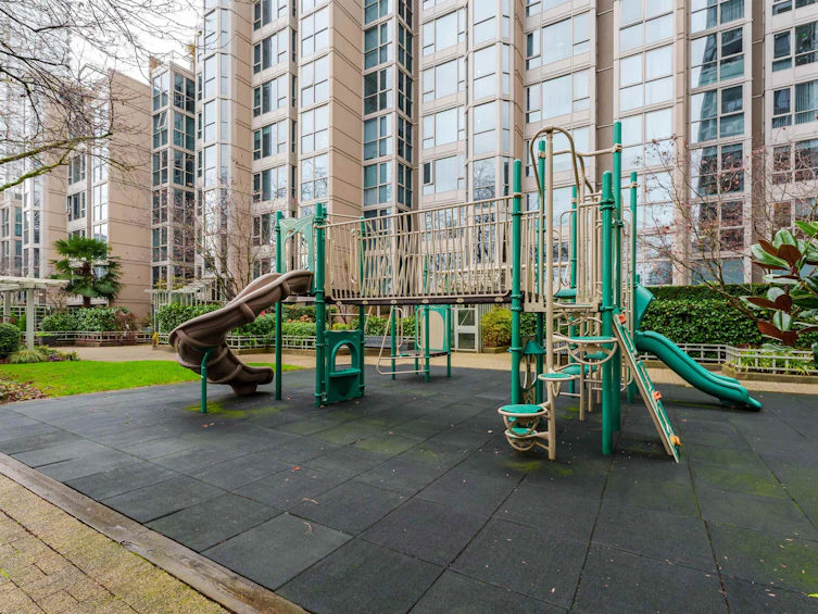 1306-388 Drake Street, Vancouver, BC, V6B 6A8 - 17