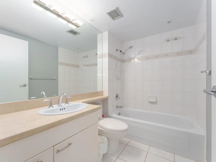 1306-388 Drake Street, Vancouver, BC, V6B 6A8 - 14