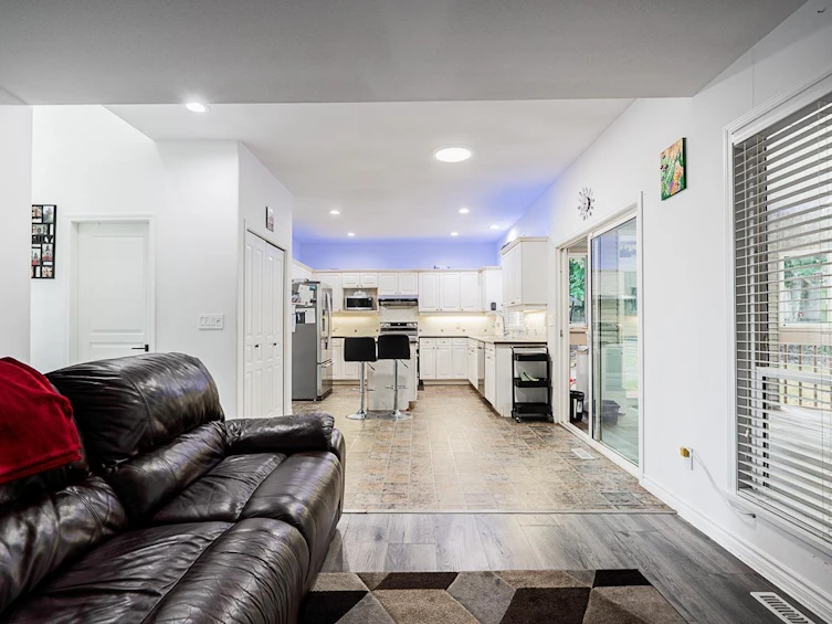 14616 75a Avenue, Surrey, BC, V3S 8Y5 - 8