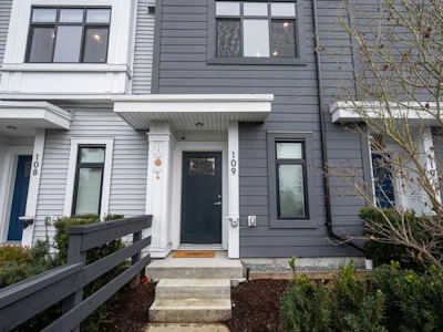 109-15235 Sitka Drive - 4