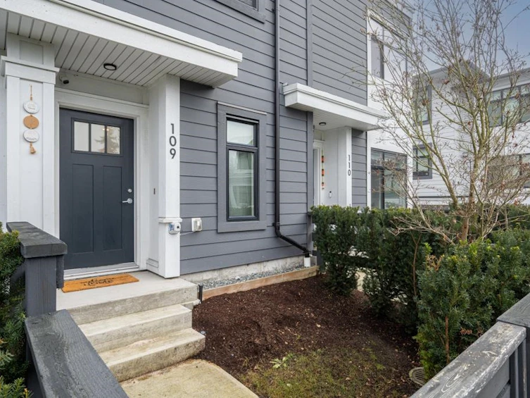 109-15235 Sitka Drive, Surrey, BC, V3S 0A9 - 5