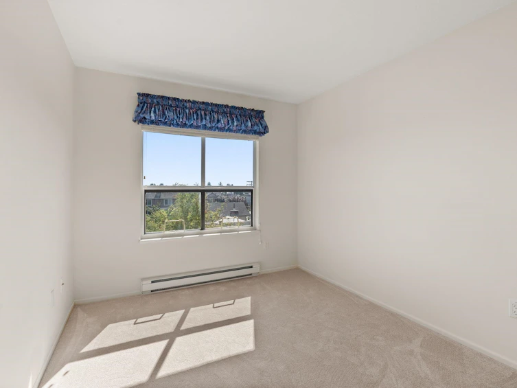 404-1576 Merklin Street, Surrey, BC, V4B 5K2 - 8