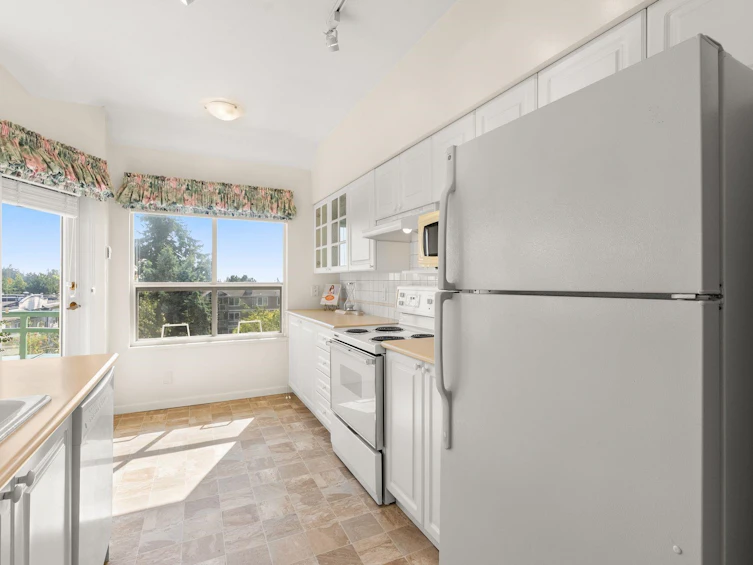 404-1576 Merklin Street, Surrey, BC, V4B 5K2 - 4