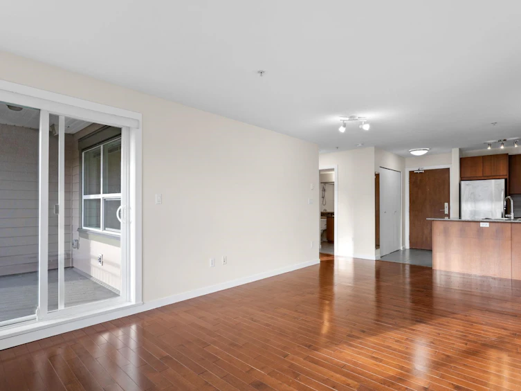 213-5885 Irmin Street, Burnaby, BC, V5J 0C2 - 6