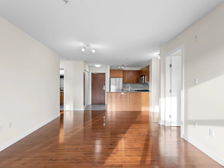 213-5885 Irmin Street, Burnaby, BC, V5J 0C2 - 10