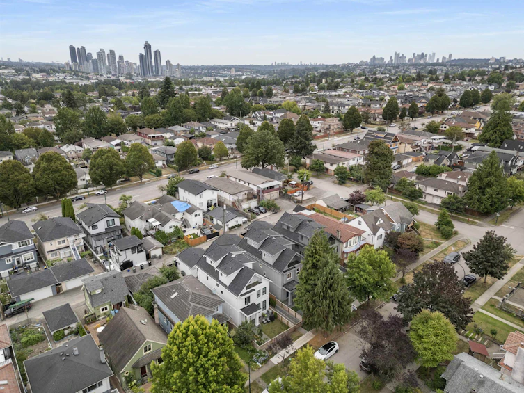 2-1160 Rossland Street, Vancouver, BC, V5K 4A1 - 37