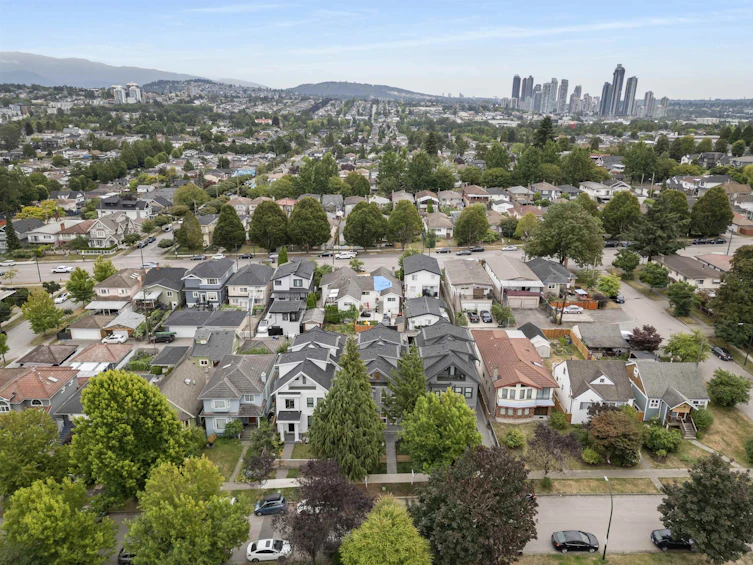 2-1160 Rossland Street, Vancouver, BC, V5K 4A1 - 38