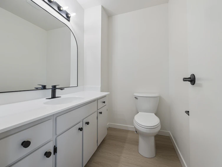 2620 Moorcroft Court, Burnaby, BC, V5B 4R2 - 20