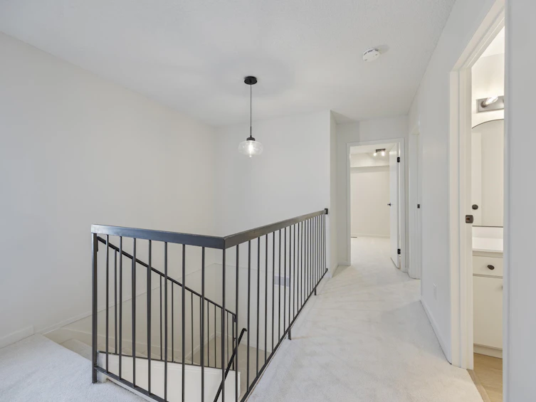 2620 Moorcroft Court, Burnaby, BC, V5B 4R2 - 21