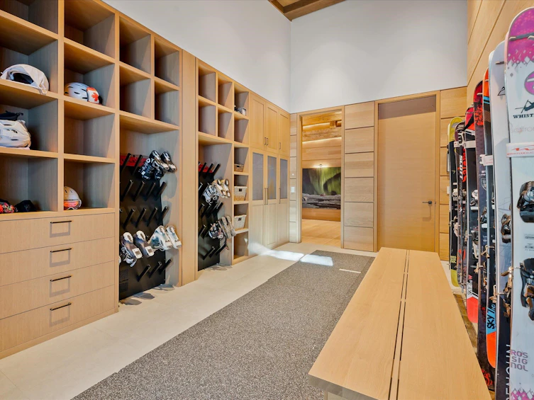 2982 High Point Drive, Whistler, BC, V8E 0L6 - 37