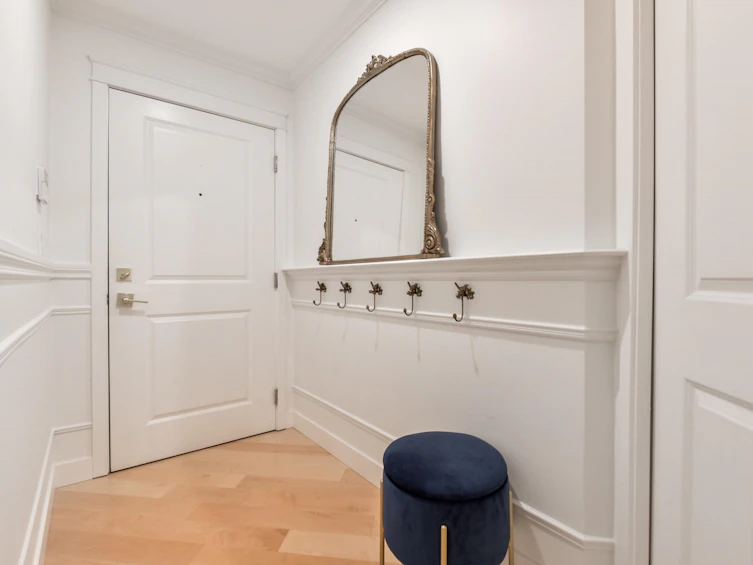 203-15621 Marine Drive, Surrey, BC, V4B 1E1 - 2
