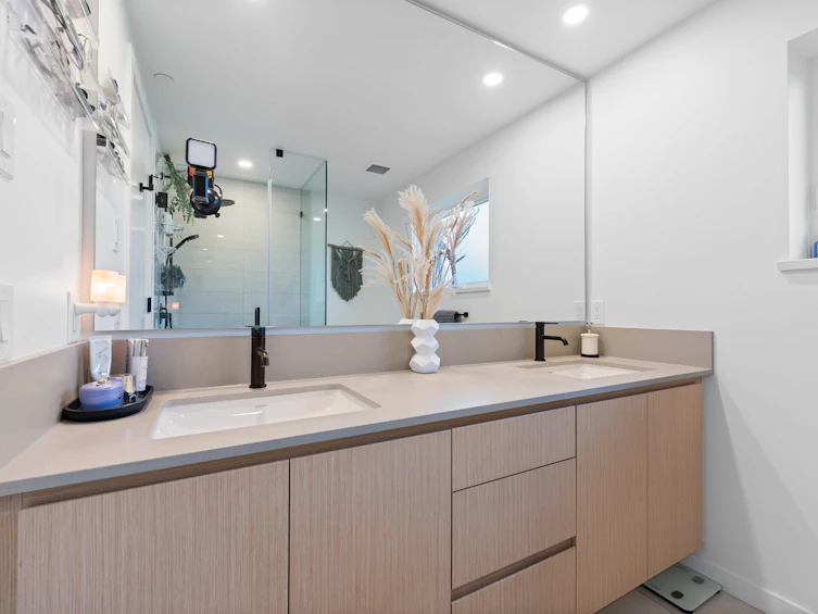 5-528 E 2nd Street, North Vancouver, BC, V7L 0G8 - 19