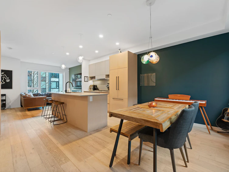5-528 E 2nd Street, North Vancouver, BC, V7L 0G8 - 6