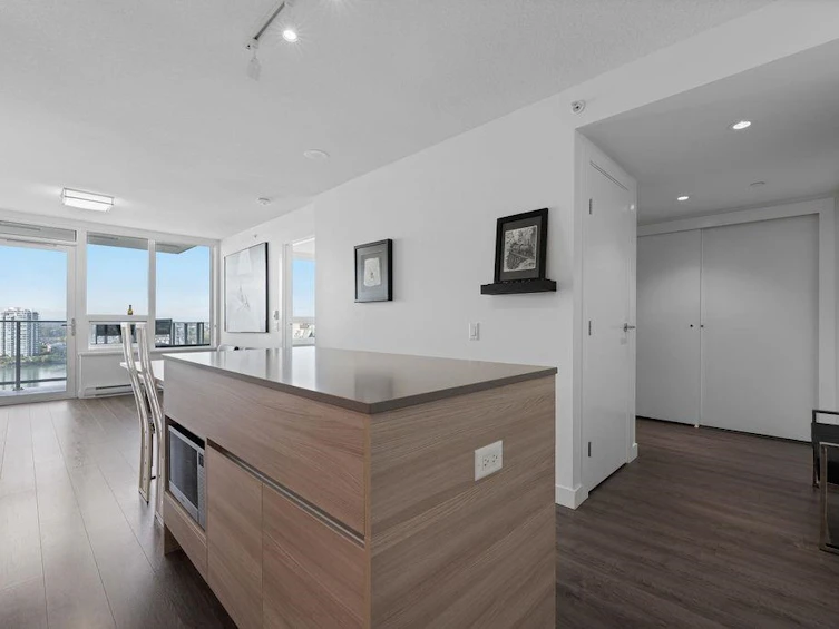 1901-988 Quayside Drive, New Westminster, BC, V3M 0L5 - 10