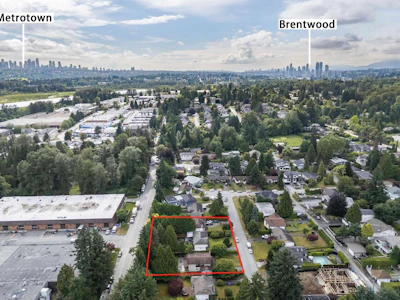 3857 Winlake Crescent - 3