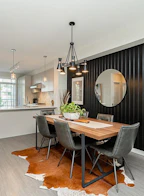 121 5551 Admiral Way