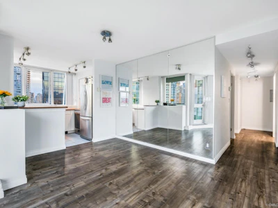 1806-588 Broughton Street - 5