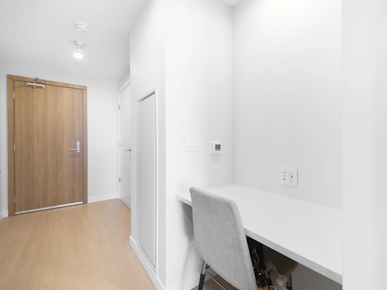 1004-4168 Lougheed Highway, Burnaby, BC, V5C 0N9 - 7