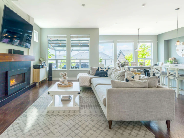 10469 Mceachern Street, Maple Ridge, BC, V2W 0H8 - 10