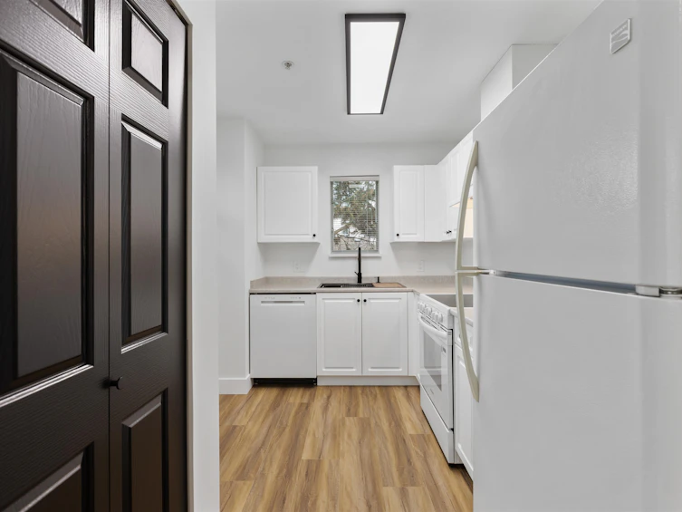 404-3638 Rae Avenue, Vancouver, BC, V5R 2P5 - 9