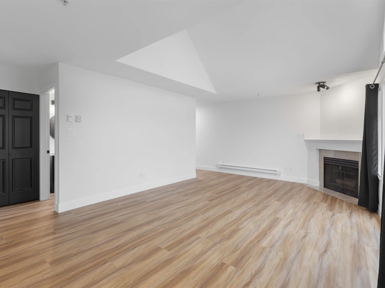 404-3638 Rae Avenue, Vancouver, BC, V5R 2P5 - 7