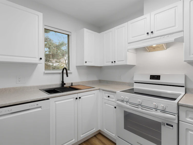 404-3638 Rae Avenue, Vancouver, BC, V5R 2P5 - 10