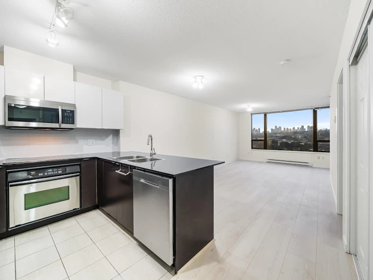 1105-4178 Dawson Street, Burnaby, BC, V5C 0A1 - 8