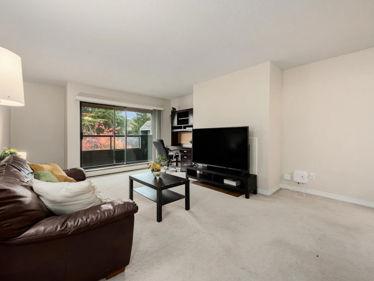 303-8600 Ackroyd Road, Richmond, BC, V6X 3G1 - 2