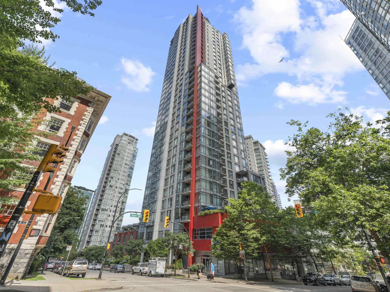 1705 - 1211 Melville Street, Vancouver BC V6E 0A7