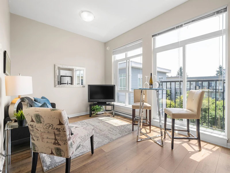 513 - 13728 108th Avenue, Surrey BC V3T 0G2