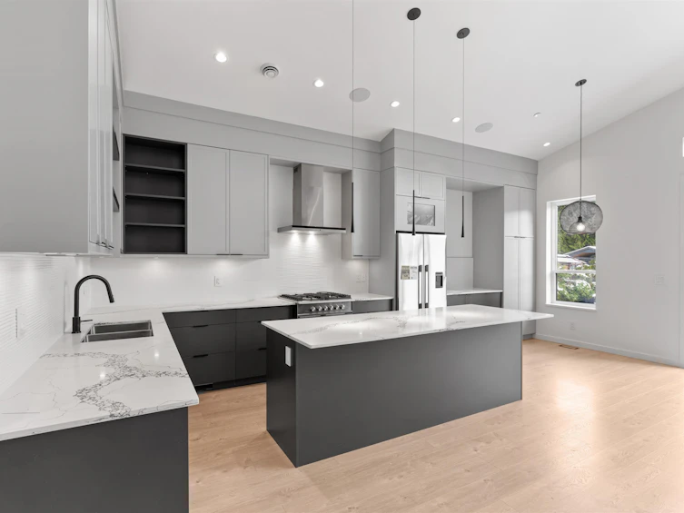 41717 Government Road, Squamish, BC, V0N 1H0 - 11