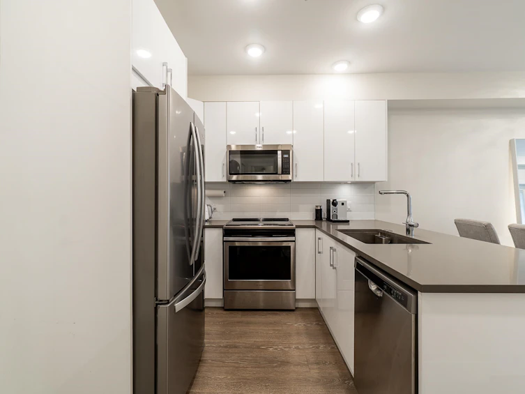 317-15351 101 Avenue, Surrey, BC, V3R 0G2 - 14