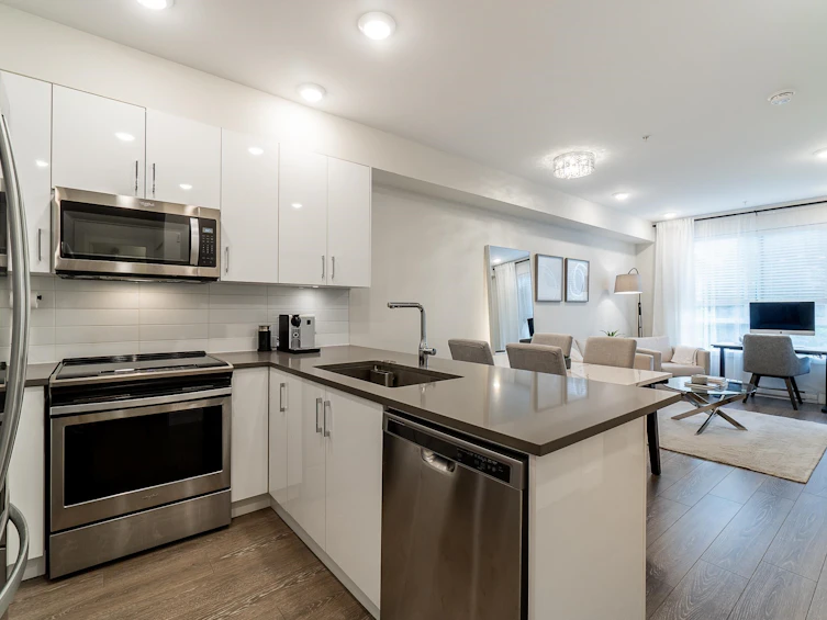 317-15351 101 Avenue, Surrey, BC, V3R 0G2 - 15