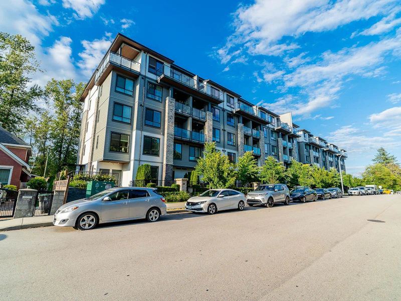 317 - 15351 101st Avenue, Surrey BC