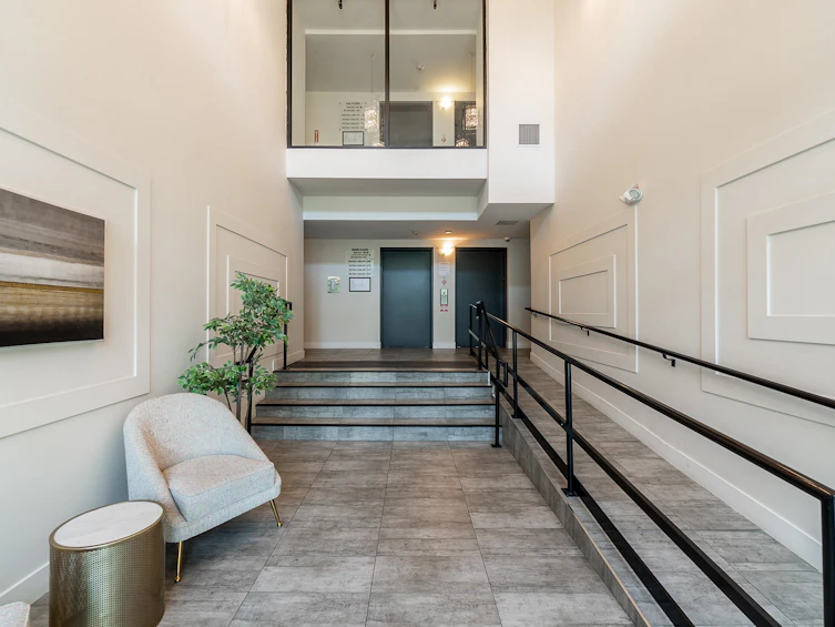 317-15351 101 Avenue, Surrey, BC, V3R 0G2 - 5