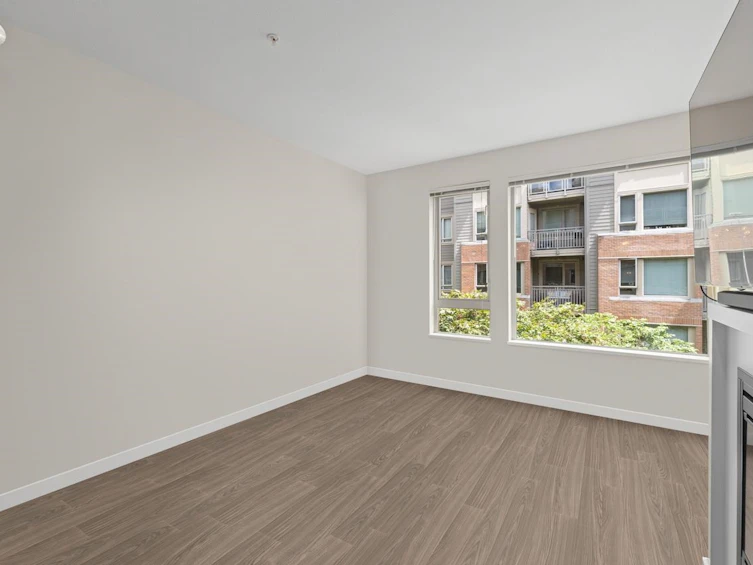 304-139 W 22nd Street, North Vancouver, BC, V7M 0B5 - 5