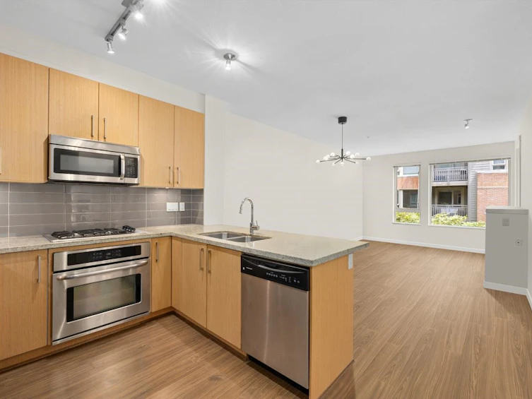 304-139 W 22nd Street, North Vancouver, BC, V7M 0B5 - 12