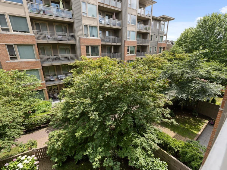 304-139 W 22nd Street, North Vancouver, BC, V7M 0B5 - 21