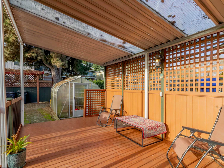 111 N Fell Avenue, Burnaby, BC, V5B 1L3 - 31