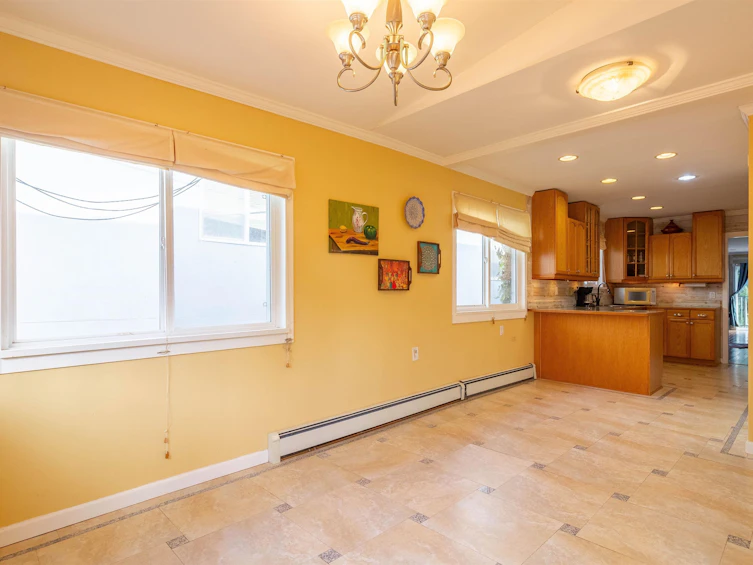 111 N Fell Avenue, Burnaby, BC, V5B 1L3 - 10