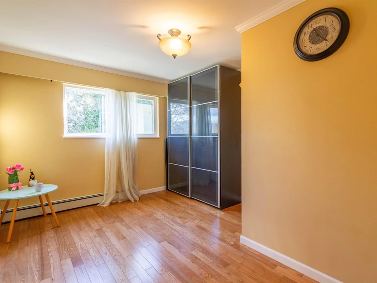 111 N Fell Avenue, Burnaby, BC, V5B 1L3 - 17