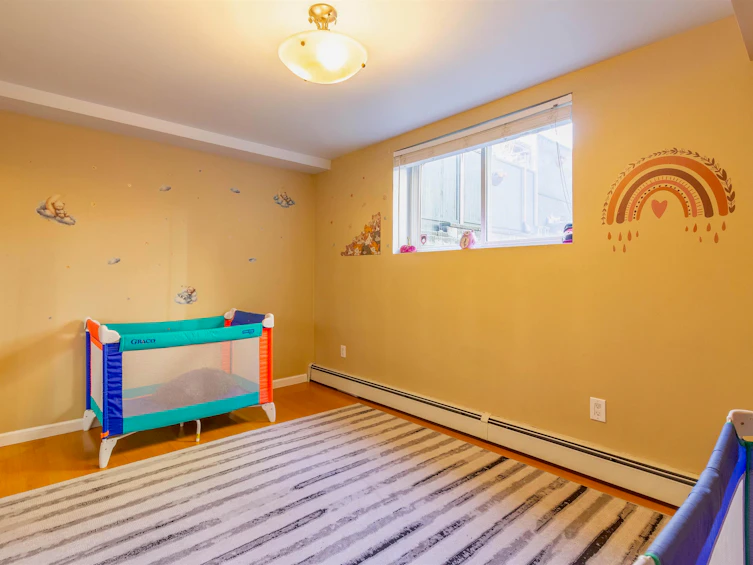 111 N Fell Avenue, Burnaby, BC, V5B 1L3 - 27