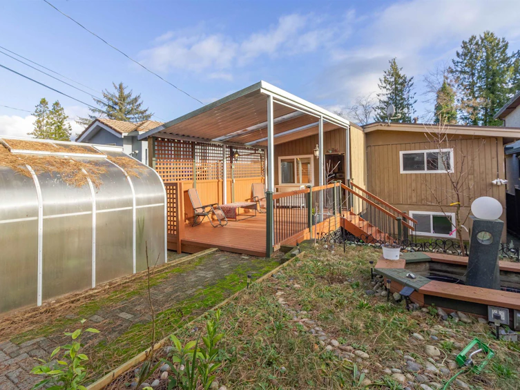 111 N Fell Avenue, Burnaby, BC, V5B 1L3 - 36