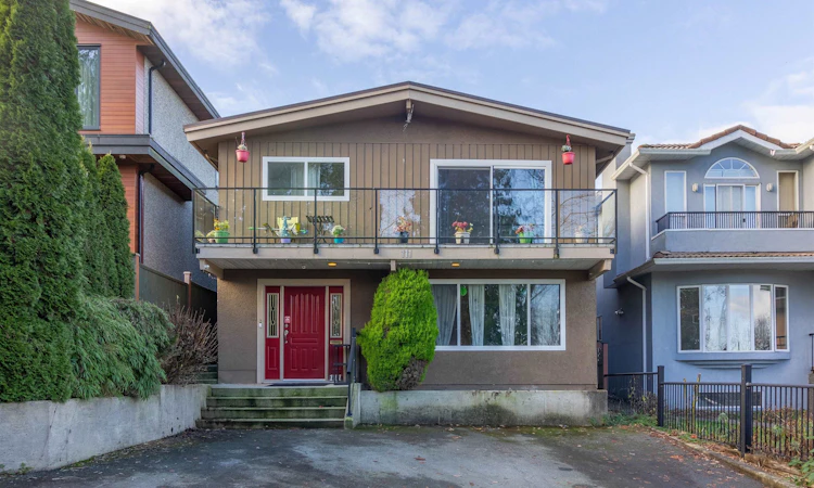 111 N Fell Avenue