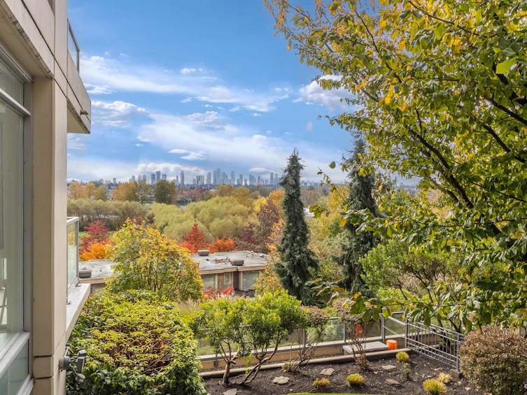 209-2133 Douglas Road, Burnaby, BC, V5C 0E9 - 19