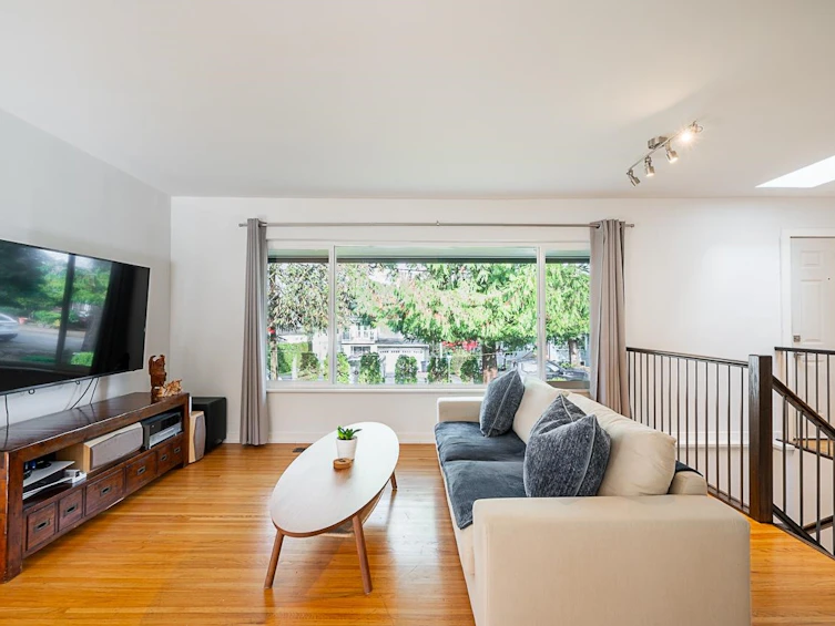 14456 115 Avenue, Surrey, BC, V3R 2R2 - 4