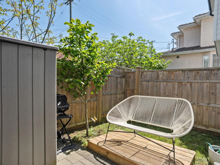5018 Nanaimo Street, Vancouver, BC, V5P 4J1 - 8