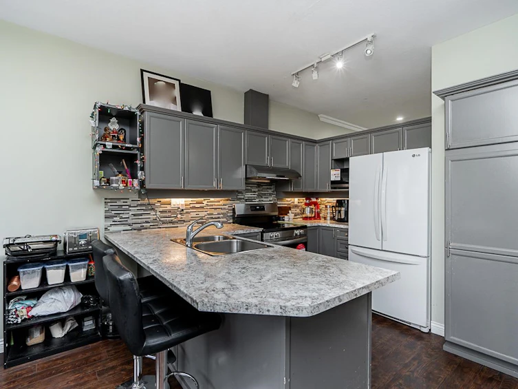 1-14877 58 Avenue, Surrey, BC, V3S 8Y9 - 9