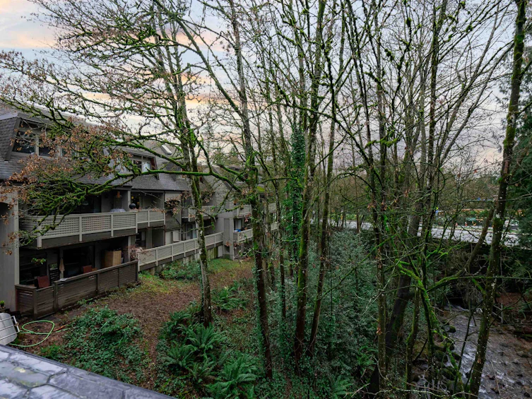 3146 Mountain Highway, North Vancouver, BC, V7K 2H5 - 23